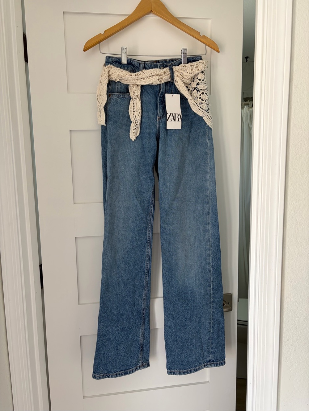 Zara Wide-Leg Jeans with Cream Crochet Belt